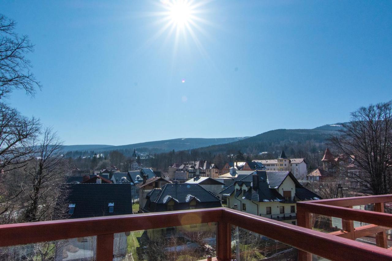 Apartamenty Izerskie - Ul. Sienkiewicza 9 Świeradów-Zdrój Extérieur photo